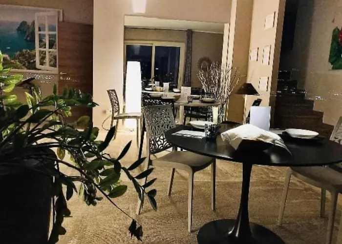 Casa Dello Yoga E Private 4* קולונלה